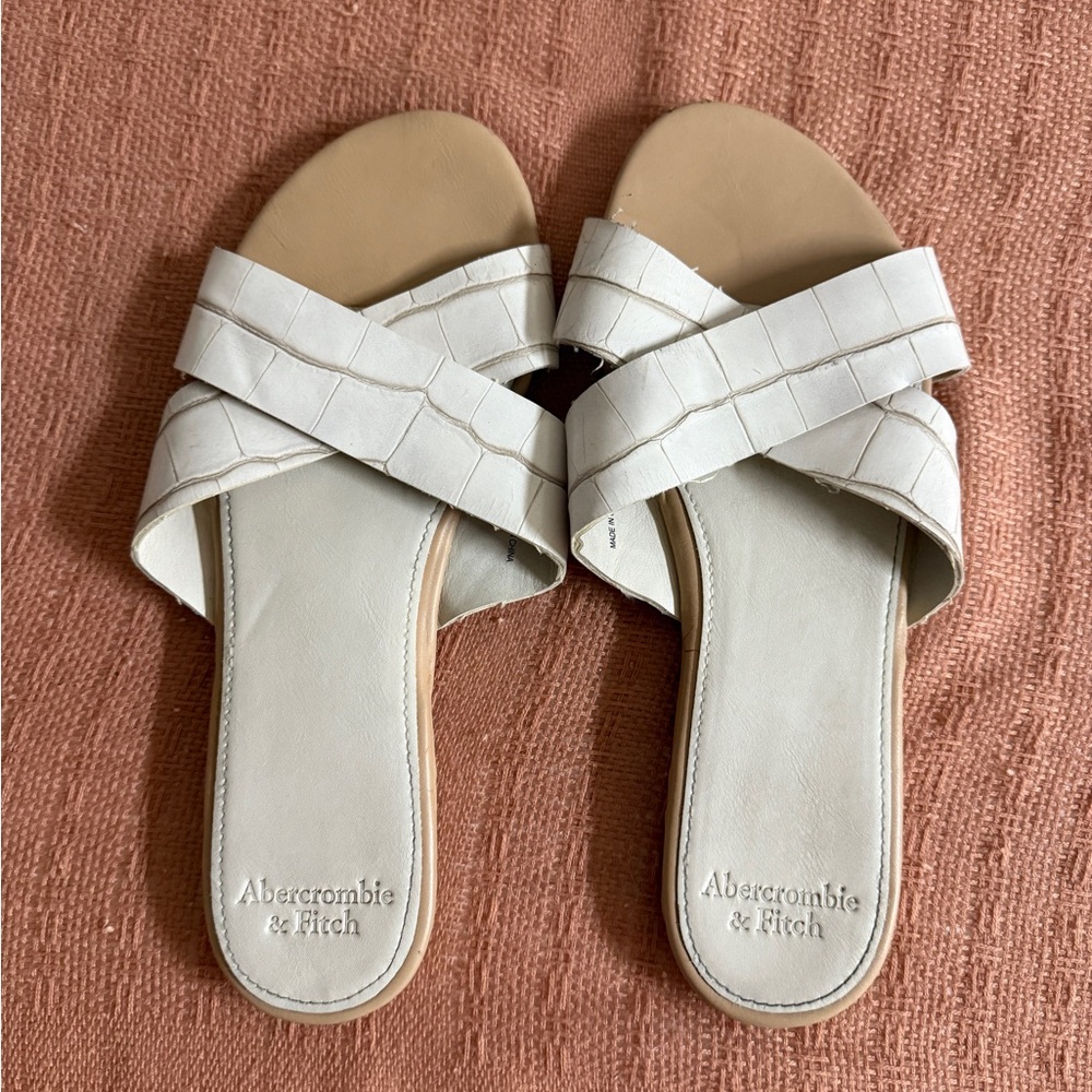 Abercrombie & Fitch White Tan Sandals Minimalist Design
